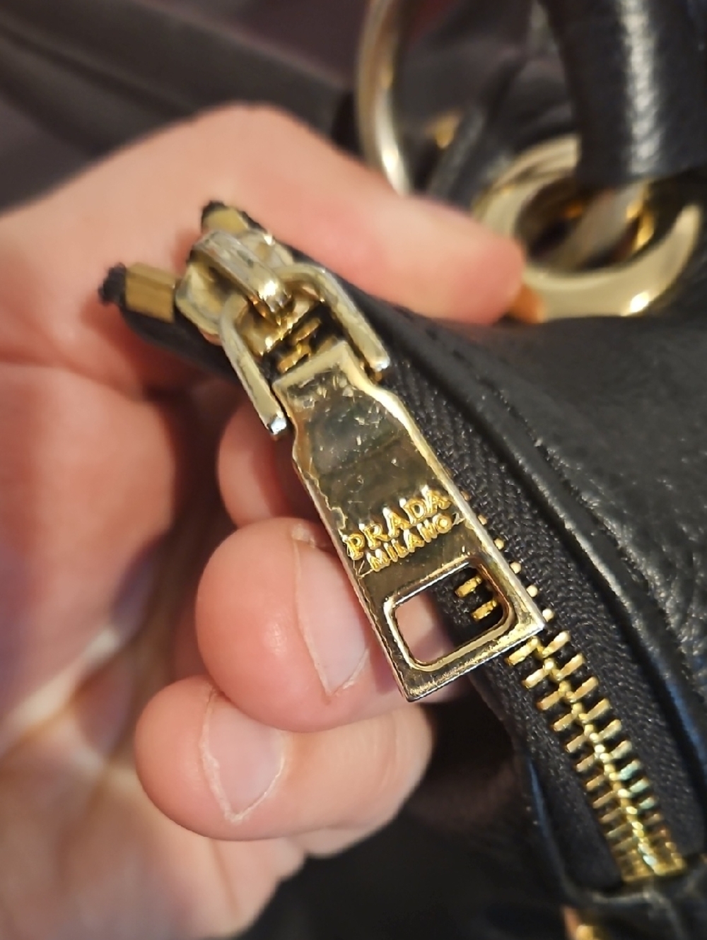 Prada Vitello Daino Extra Large Pebbled Leather Tote Bag - Picture 7 of 14